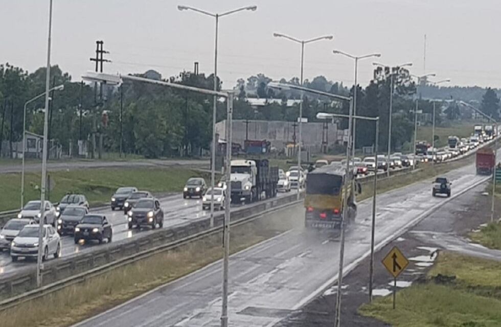 Se registra en Entre Ríos un gran movimiento turístico en sus principales accesos