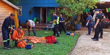 Rescataron a un hombre que se descompensó limpiando un pozo en su vivienda en Iguazú