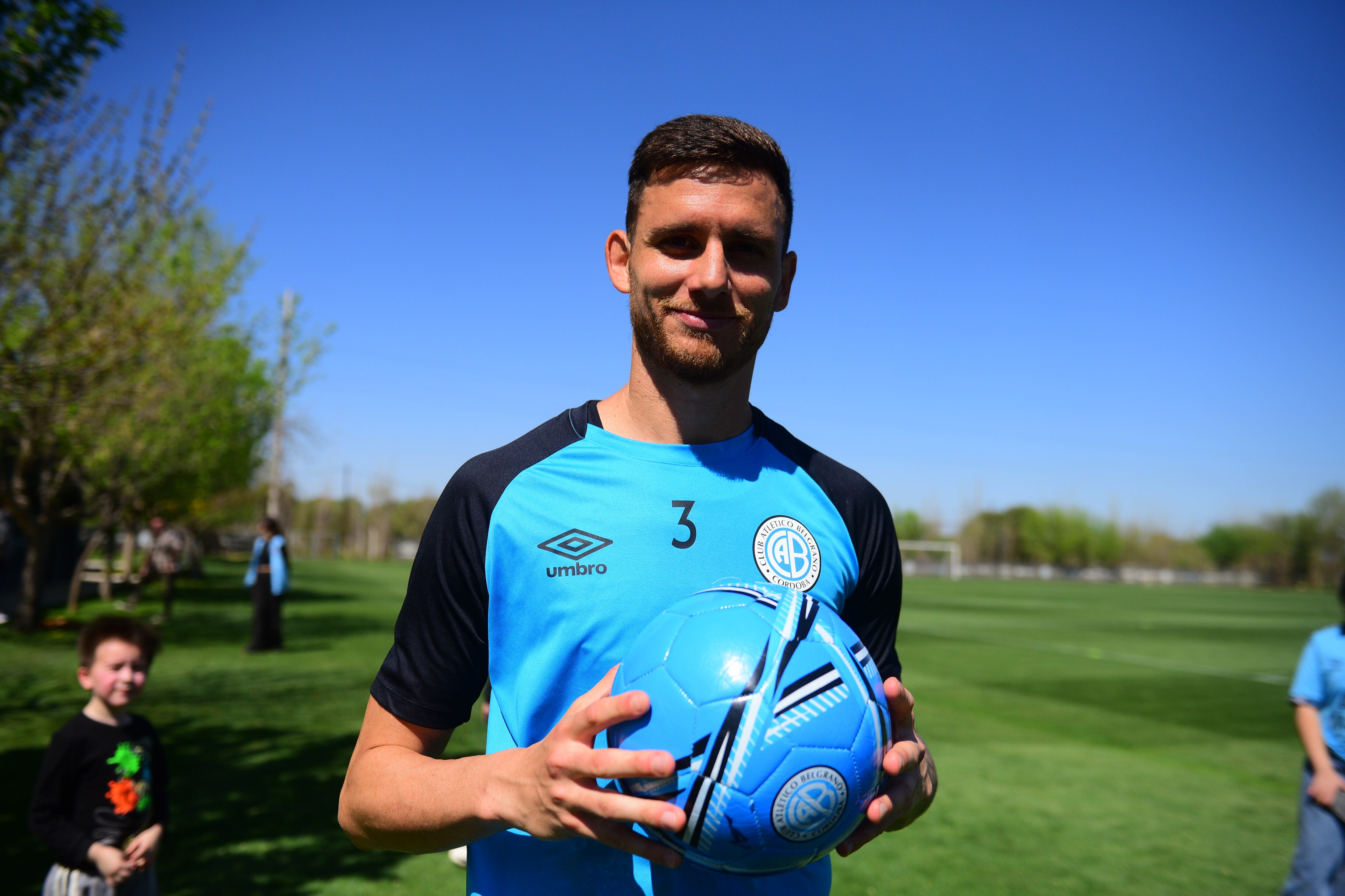 Entrenamiento de fútbol de Belgrano en el Predio de Villa Esquiú. (José Gabriel Hernández / La Voz)