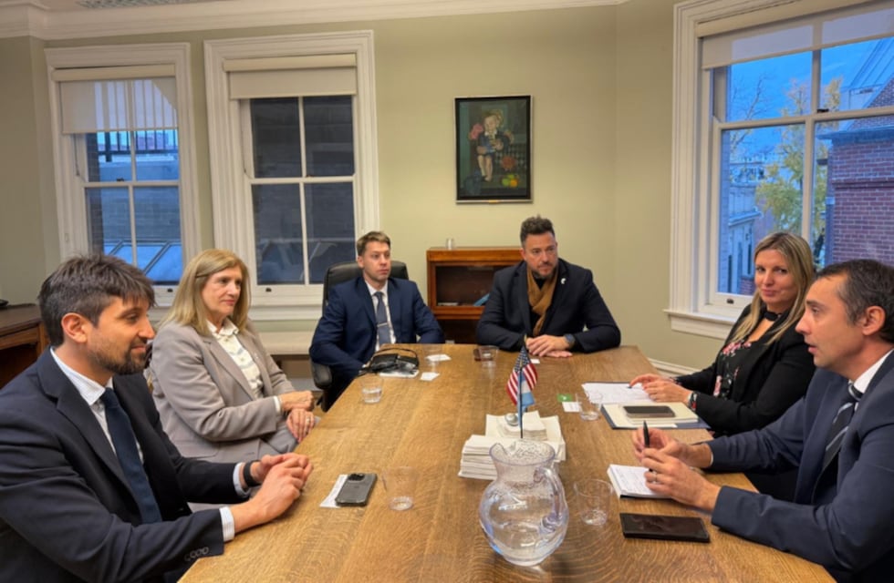 La intendenta Romero gestiona financiamiento internacional para obras estratégicas en Paraná