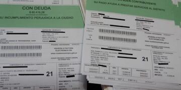 Reparten patentes municipales de vehículos.