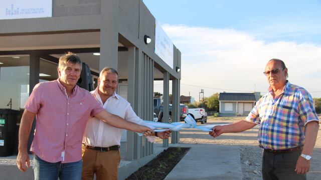 Con la apertura de la Oficina de Turismo se inauguró la temporada de verano en Orense