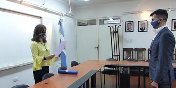 Se entregaron 140 títulos universitarios en lo que va del año en la Facultad de Ciencias Económicas