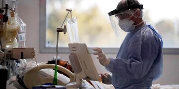 Ocupación de camas de Terapia Intensiva. (AP)