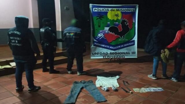 En el allanamiento secuestraron un cuchillo, ropas y dinero en efectivo.