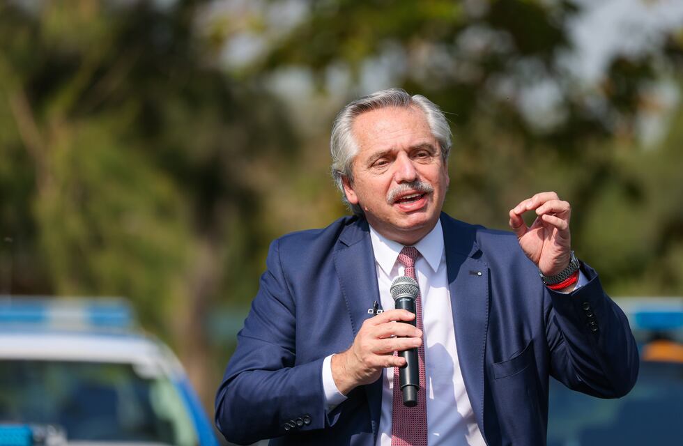 El Presidente, contra los distritos que reanudaron las clases presenciales: “Están jugando con fuego y van a quemar a la gente”