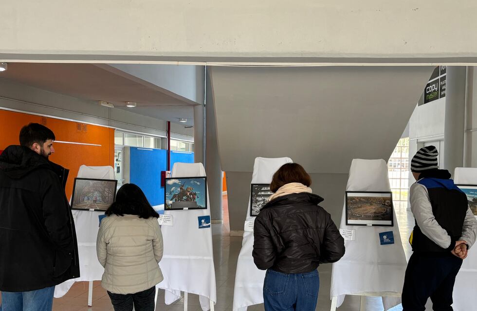 Las obras ganadoras del Concurso Fotográfico del Concejo Municipal se exponen en el Instituto del Profesorado Nº 2
