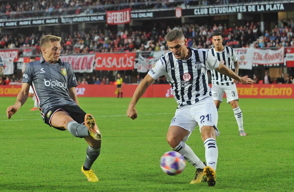 Video: Talleres fue superado por Estudiantes y se aleja de los primeros lugares