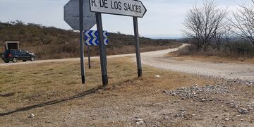Una mujer cayó a un barranco de 40 metros en el sector del Río de Los Sauces.