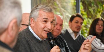 Gerardo Morales se despegó de Manes.