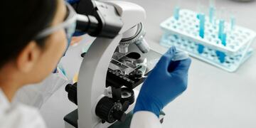 Cómo es el test que revela tus orígenes y si sos propenso a diabetes, cáncer o problemas cardíacos
