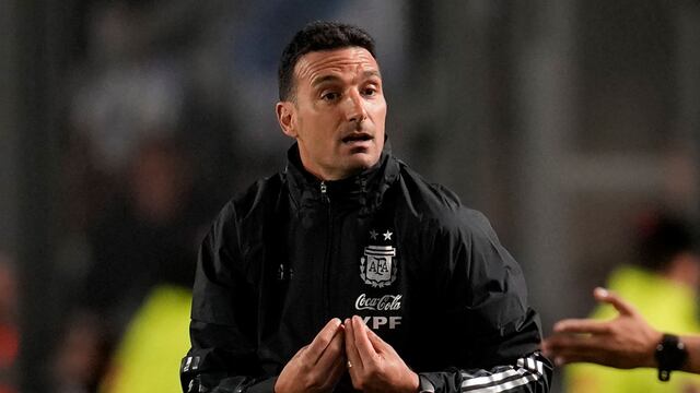 El entrenador Lionel Scaloni expresó su preocupación por no poder contar con cuatro futbolistas por las sanciones de FIFA.