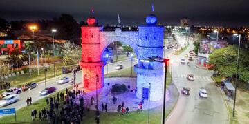 "Se viene la República de Córdoba", anticipó en las redes y mostró su "pasaporte".