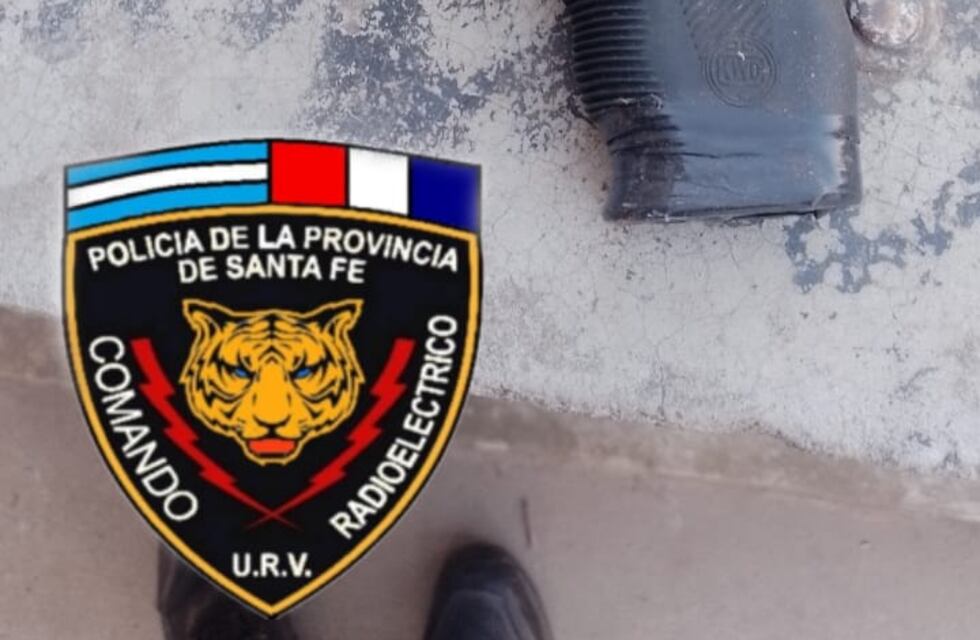Andaban por la calle con réplicas de armas: los detuvo la policía