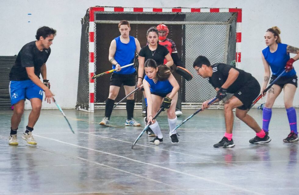 Tolhuin fue sede de la acción del hockey