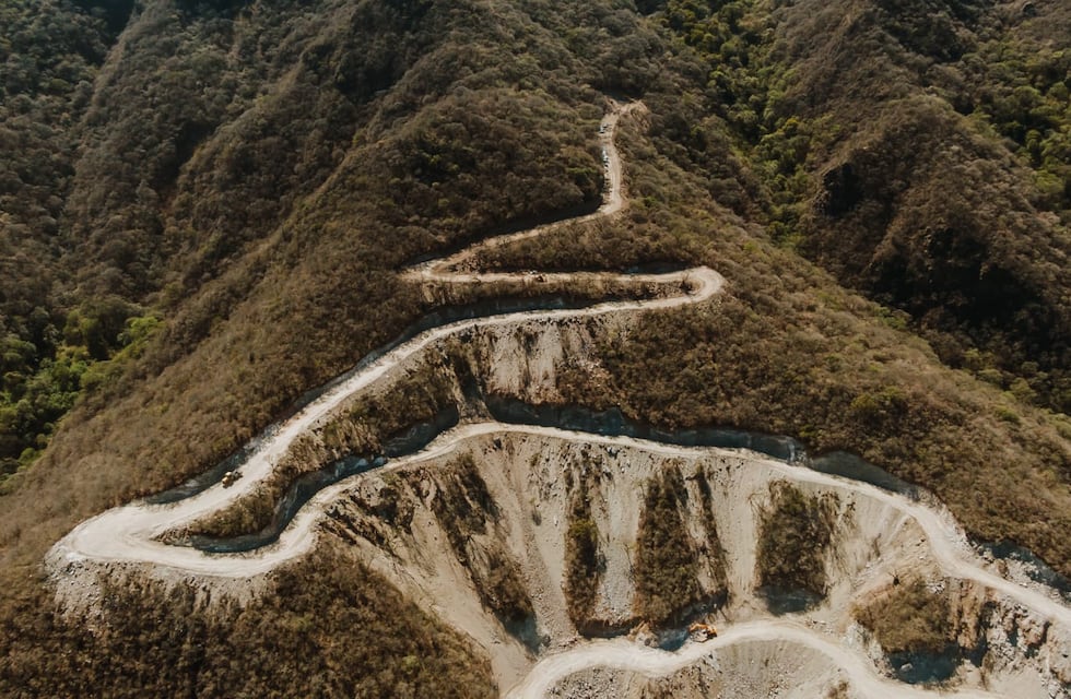 Continúan los trabajos en la ruta Amadores-Alijilán