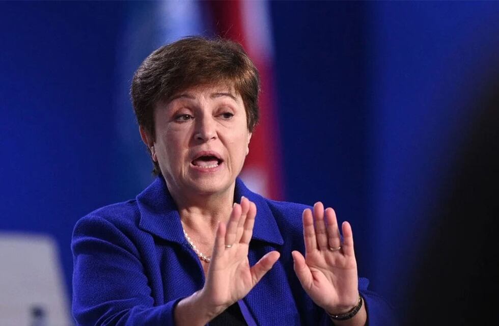 La directora del FMI, Kristalina Georgieva, afirmó: “Batakis se comprometió con los objetivos del programa”