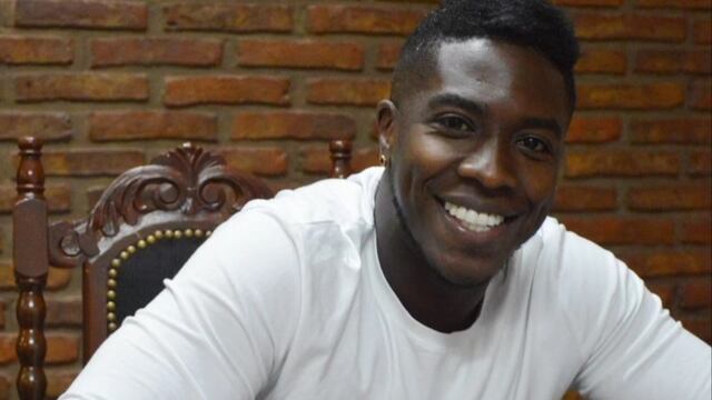 El atacante llega a Paraná luego de su paso por el fútbol de Birmania.