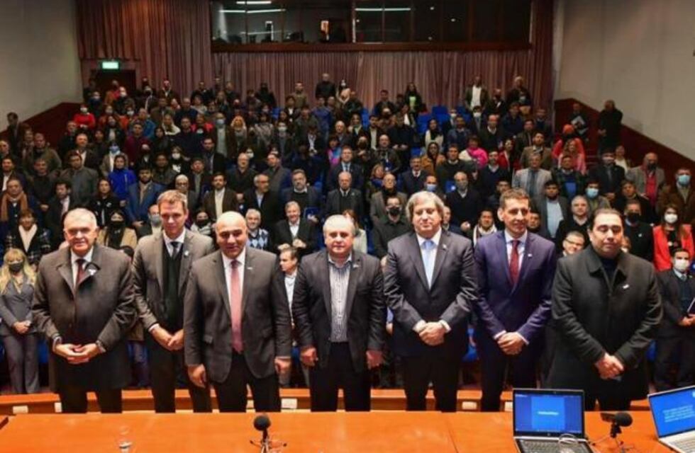 Foros Federales “Hablemos del Agua”: participaron Jaldo, Manzur y Cresto