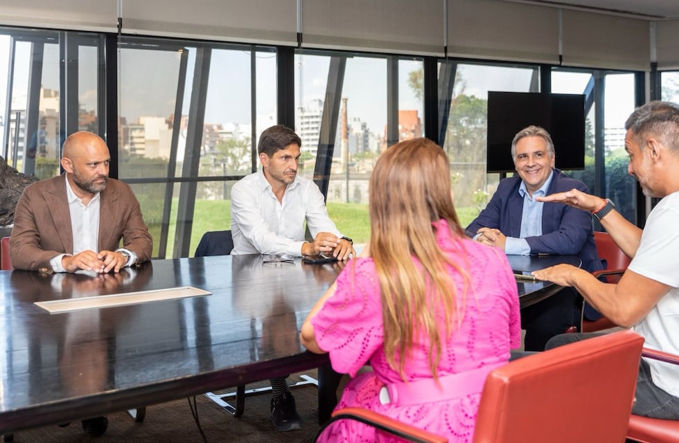 Pullaro se reunió con el cordobés Llaryora: piden al Gobierno nacional “medidas de alivio” para el campo