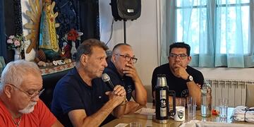 Darío Cocco, del SEOM, reunido con el resto de la CTM en Cosquín
