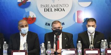 Osvaldo Jaldo presidió el debate del ParlaNOA en Tucumán sobre la Ley de Biocombustible