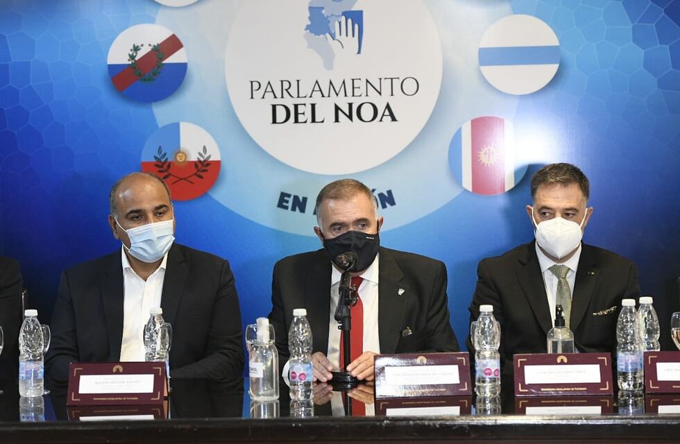 Osvaldo Jaldo presidió el debate del ParlaNOA en Tucumán sobre la Ley de Biocombustible
