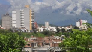 La concejala Liliana Giménez (LyDER) sostiene que en San Salvador de Jujuy se debería poder construir más edificios de altura para dar respuesta al déficit habitacional.