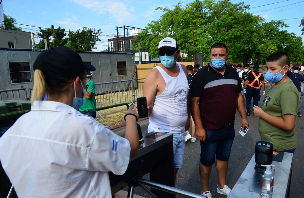 Abogado concordiense exige a Bordet que suspenda el pase sanitario