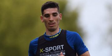 El mediocampista de 27 años estuvo casi todo el año pasado inactivo por una lesión ligamentaria.