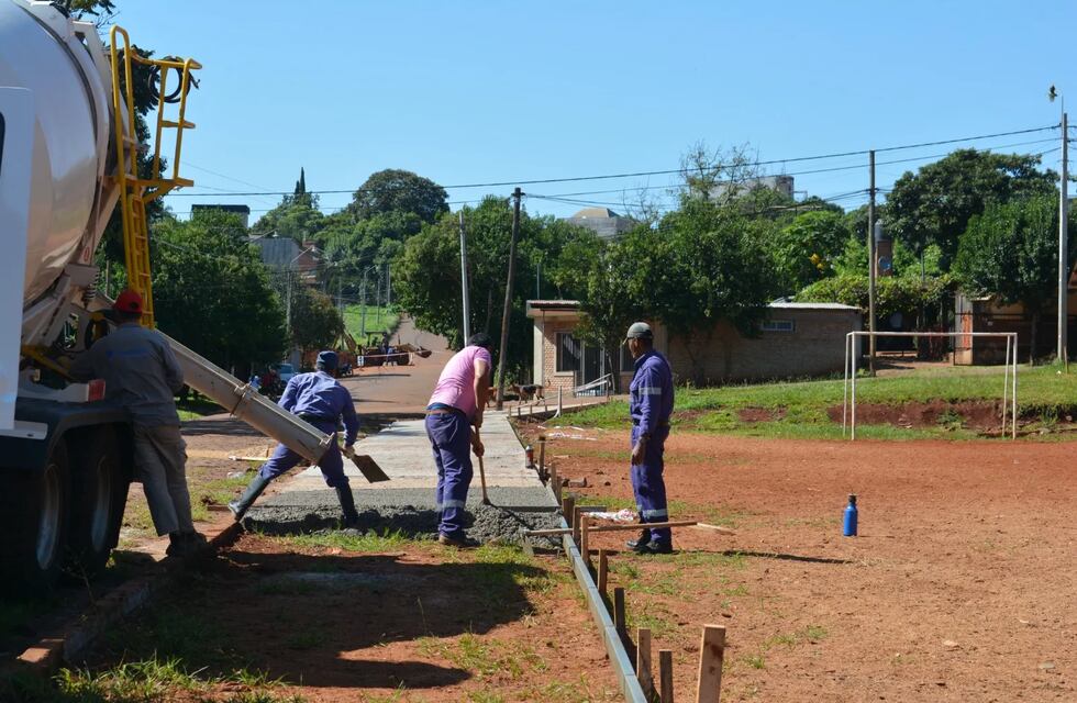 Oberá: continúan los arreglos de espacios públicos de la ciudad