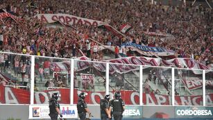 Los hinchas de Instituto ocuparán la popular Willington, la platea Gasparini y una porción de la platea Ardiles en el clásico contra Belgrano del domingo. (Ramiro Pereyra / La Voz)