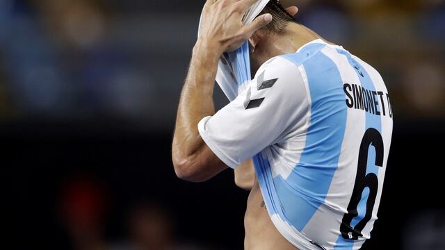 Argentina perdió con Qatar y quedó afuera del Mundial (EFE/EPA/Petr David Josek / POOL)