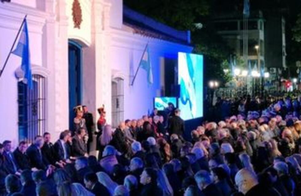 Se inició el acto en Casa Histórica
