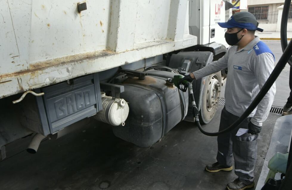 Empresarios cordobeses consideran insuficiente el aumento de combustibles