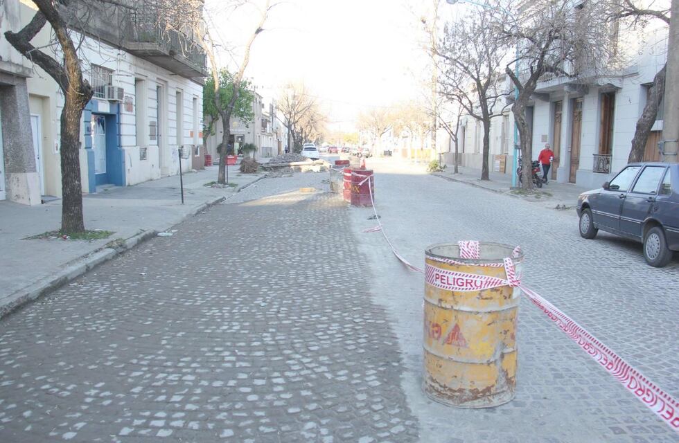 Continúan los trabajos para la conservación del adoquinado