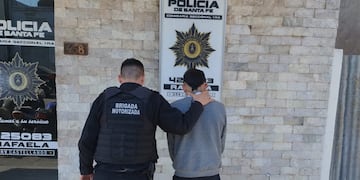 El hombre detenido por intentar robar herramientas