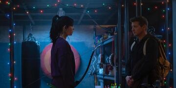 Peperina Magenta - Hailee Stenfield