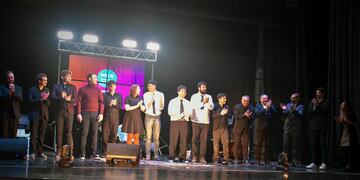 A sala llena se vivió la Noche de Gala en el Teatro Colón por el aniversario de Punta Alta