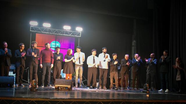 A sala llena se vivió la Noche de Gala en el Teatro Colón por el aniversario de Punta Alta