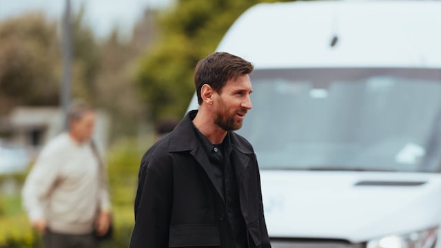 Lionel Messi llegó al país para su último partido con la Selección en Argentina (Prensa Argentina).