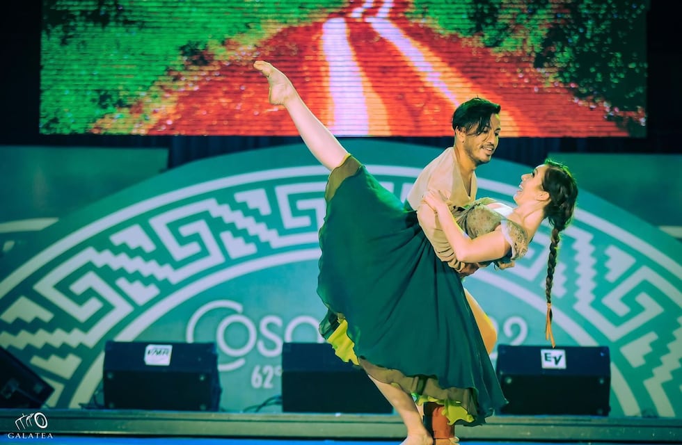 Soledad Mangia de Paraná ganó el Pre Cosquín en el rubro Danza Pareja Estilizada