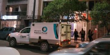 Un estudiante cayó del balcón de un piso 10 y falleció.