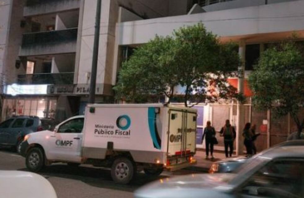 Qué se sabe de la muerte del joven que cayó del balcón de su departamento en Córdoba