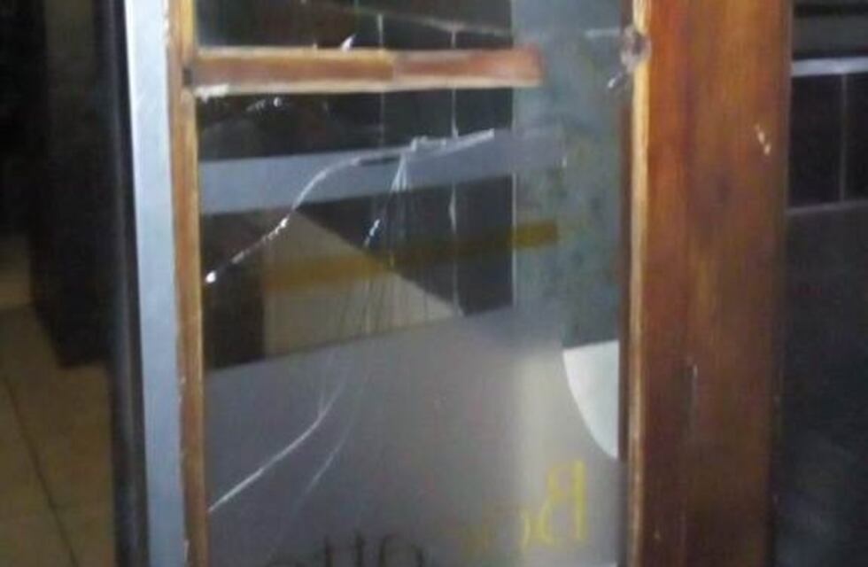 Posadas: jóvenes intentaron asaltar al sereno de un local gastronómico