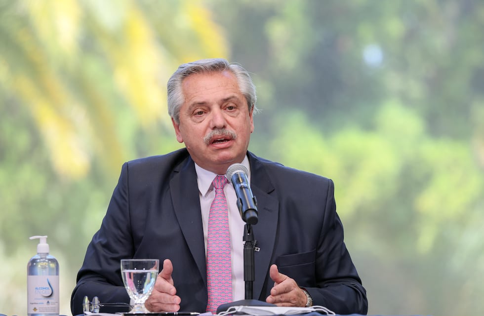 Alberto Fernández pidió que no haya “interferencias externas” en la segunda vuelta de Ecuador