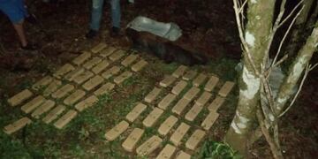 Un vecino de la zona halló los bultos y advirtió a la policía.