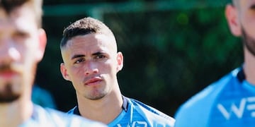 Juan de Dios Pintado es el nuevo refuerzo de Godoy Cruz. El jugador uruguayo se desempeña como marcador de punta o volante.