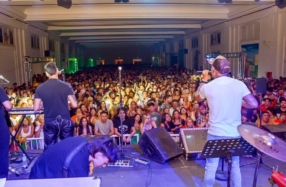 “No chupan nada los cordobeses”: grabó un salón tras un baile y el resultado impactó en Instagram