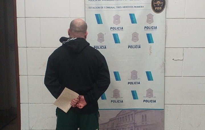 Secuestran una moto robada y aprehenden a su conductor